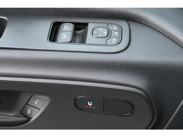 Mercedes-Benz eSprinter