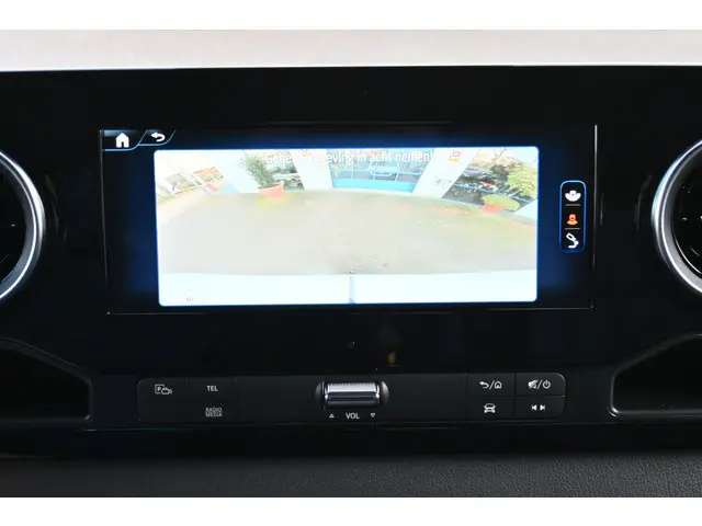 Mercedes-Benz eSprinter