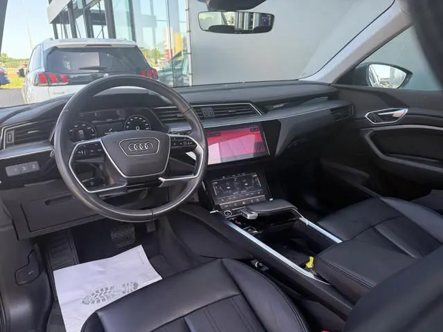 Audi Q8 e-tron