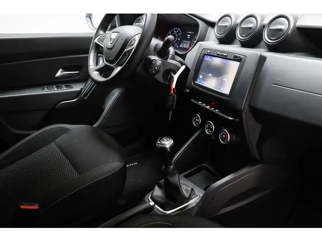 Dacia Duster 1.2 TCe Comfort | AIRCO | CRUISE CONTROL | NAVIGATIE | CAMERA | TREKHAAK