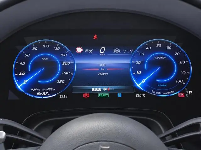 Mercedes-Benz EQE