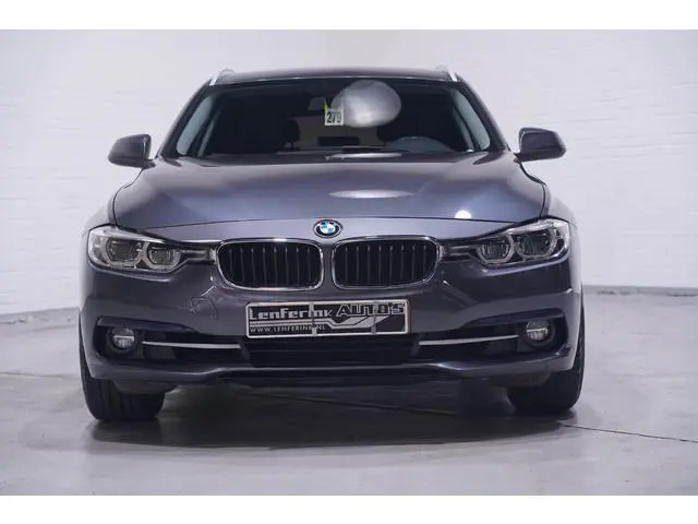 BMW 3-serie Touring 320i Corporate Lease High Executive NAP Leder Clima Sportstoelen