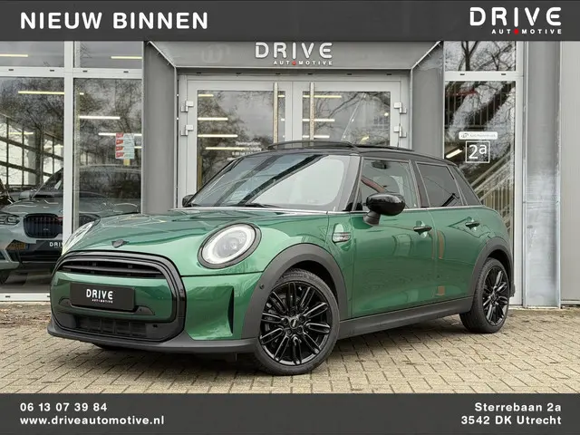 Mini Mini 1.5 Cooper Camden Edition |Pano|Leer|British racing green - Black exterior