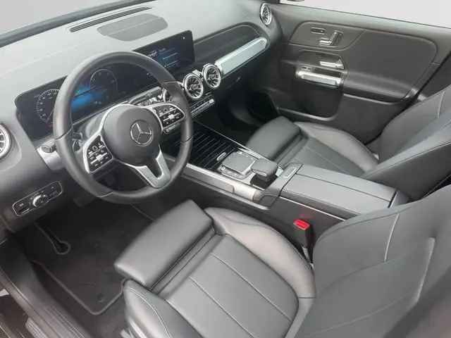 Mercedes-Benz EQB 250+ Luxury Line 71 kWh Aut- SOH 99%, Panoramadak, Full Memory, Zit Comfort, 360 C...