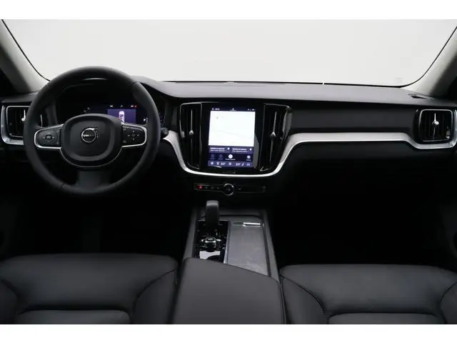 Volvo V60 2.0 B4 Core Climate Pack, ACC, Camera, Apple Carplay, Keyless, Trekhaak