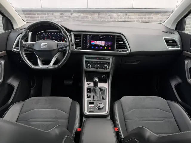 SEAT Ateca 1.5 TSI Xperience Business Intense Elek. Trekhaak | 360° | Alcantara | LED | Carplay | Na...