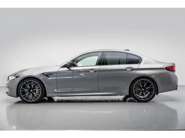 BMW M5 Competition |Ceramic|HUD|Carbon|Massage|VOLL|