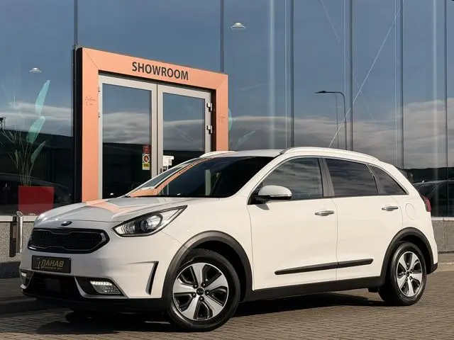 Kia Niro 1.6 GDi Hybrid ComfortLine | ACC | Stoel/Stuurverwarming | Achteruitrijcamera | Afn. Trekha...