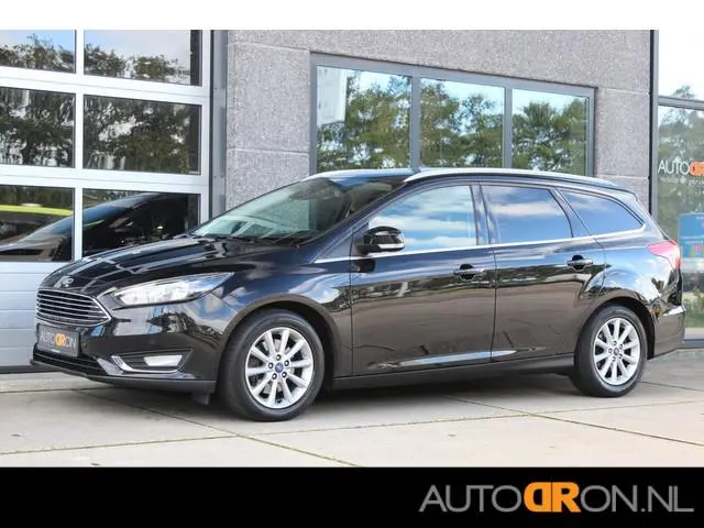 Ford Focus Wagon 1.5 Titanium Edition Trekhaak BlindSpot Stuurverwarming
