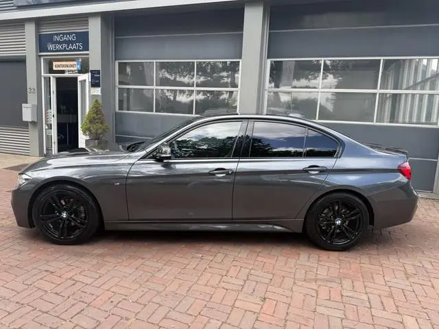 BMW 3-serie 318i Edition M Sport Shadow High Executive Bj 2018 Km 88.000 Dealer onderhouden 136pk Au...