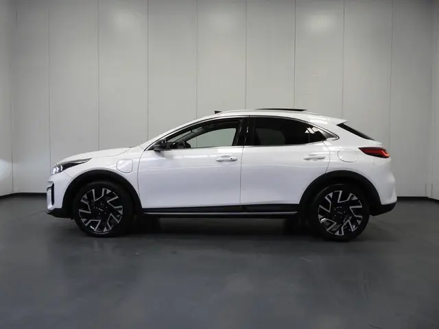 Kia XCeed 1.6 GDi PHEV Plug-In ExecutiveLine LEER/SCHUIFDAK/VIRTUAL/18"LMV!
