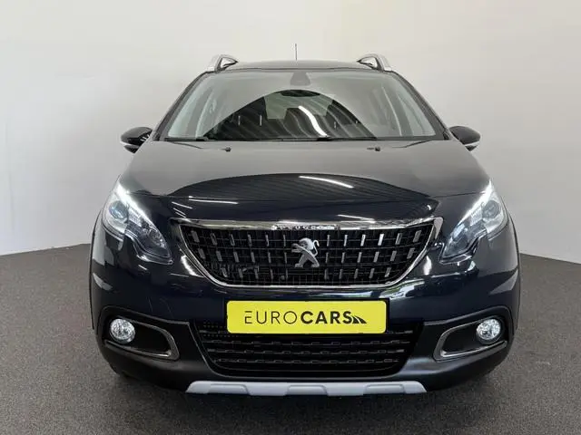 Peugeot 2008 1.2 PureTech Allure Navigatie Apple Carplay Android Auto Parkeersensoren achter Cruise...