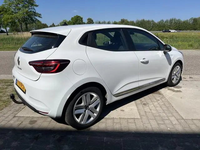 Renault Clio 1.0 TCe / Trekhaak / Navigatie / Apple Carplay - Android Auto / Airco / 2e Pinksterdag...