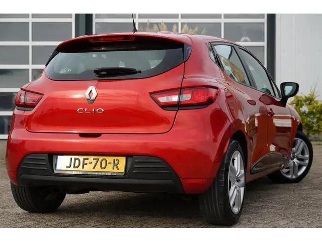 Renault Clio 0.9 TCe Limited 90 pk | Airco | Bluetooth | Cruise control | Isofix bevestiging voor ki...