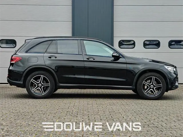 Mercedes-Benz GLC 300e 4MATIC AMG Panorama Leder Night Pakket Memory Navi Elek. stoelen