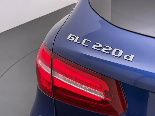 Mercedes-Benz GLC-klasse 220 d 4MATIC AMG line | Trekhaak Comand