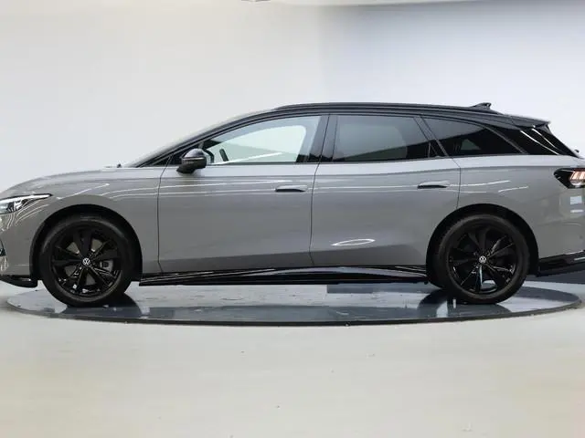 Volkswagen ID.7 Tourer Limited Edition Plus 59 kWh 19'LMV| Camera| extra getint glas| dode-hoek dete...