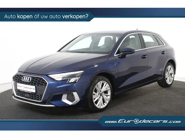 Audi A3 Sportback 40 TFSI e Advanced Sportback *Leer*Navigatie*Stoelverwarming*