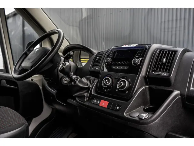 Peugeot Boxer **2.2 BlueHDi L1H1 | Euro 6 | 120 PK | Airco | MF Stuur**