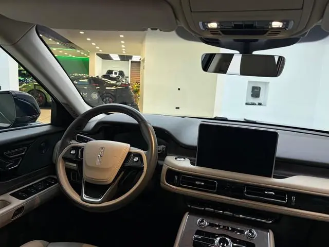 Lincoln Aviator