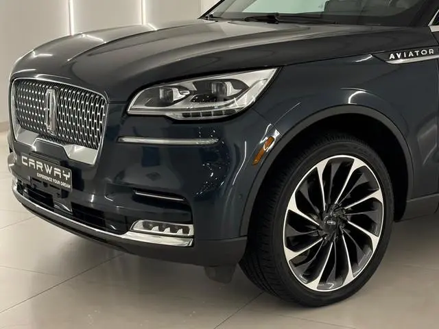 Lincoln Aviator