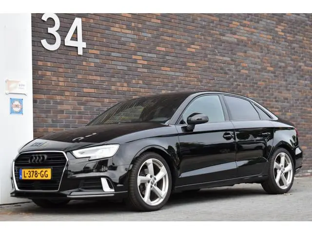 Audi A3 Limousine 1.0 TFSI S Line