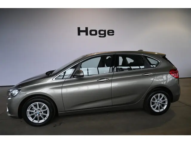 BMW 2-serie Active Tourer 216i Centennial High Executive Clima Navigatie LED Goed Onderhouden! Inrui...