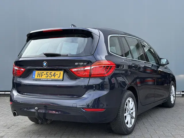 BMW 2-serie Gran Tourer BJR 2015 216d 116 PK Corporate Lease Essential 7p. SCHUIF-KANTELDAK | NAVI |...
