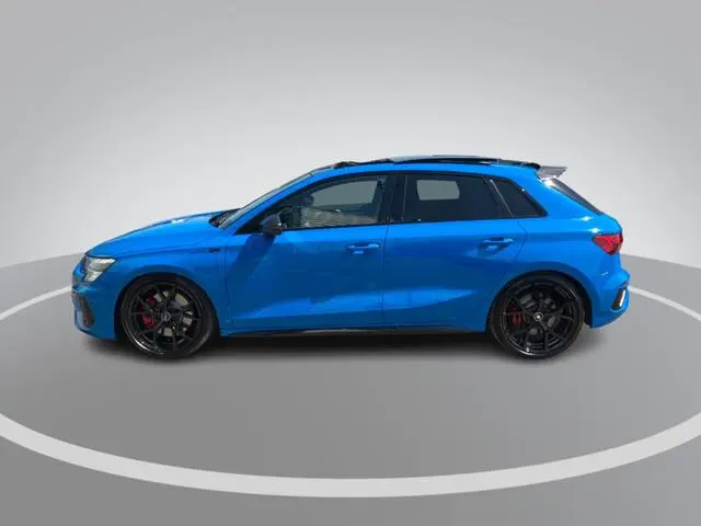Audi A3 Sportback 45 TFSIe 245pk S edition Competition · Panoramadak · Camera · Massage functie · Ap...