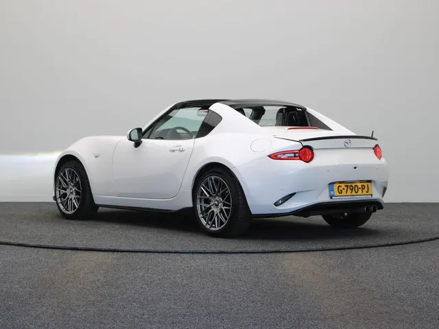 Mazda MX-5 RF 2.0 SkyActiv-G 184 GT-M | Snowflake White Pearl | Automaat | RF (hardtop cabrio) | GT-M | Apple-carplay & android auto |
