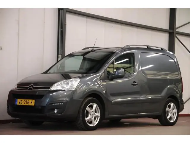 Citroen Berlingo 1.6 BlueHDI AUTOMAAT 3 PERS EURO 6 AIRCO TREKHAAK