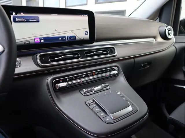 Mercedes-Benz EQV
