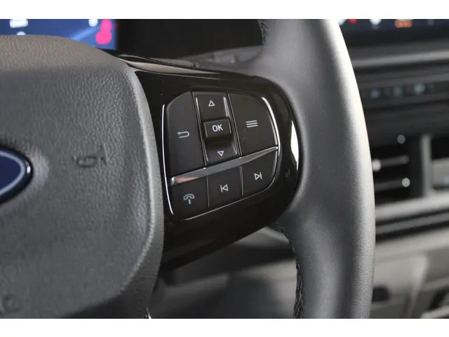 Ford E-Transit Custom