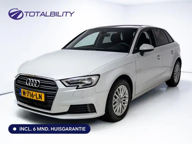 Audi A3 Sportback 1.6 TDI Pro Line 116 PK Automaat | Leer | Panoramadak | Stoelverwarming | Adap. Cr...