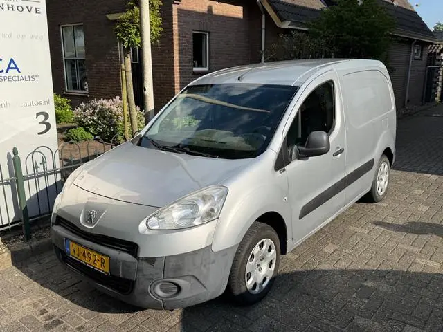 Peugeot Partner 120 1.6 e-HDI L1 XT Profit + 2Tronic