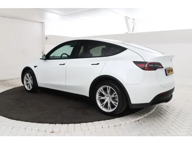 Tesla Model Y Long Range AWD 75 kWh Navigatie, Volleder, Climate