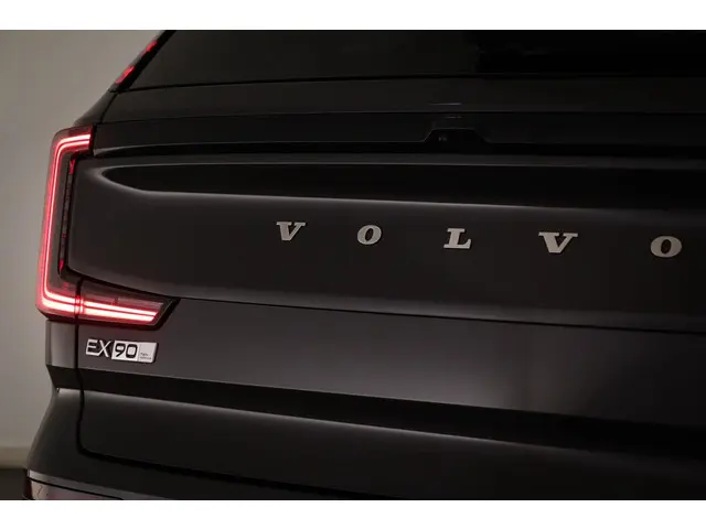 Volvo EX90