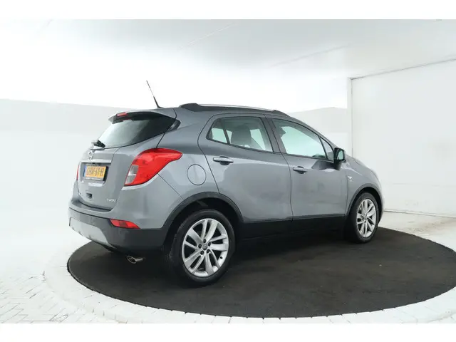 Opel Mokka 1.4 Turbo Innovation Automaat, Navigatie, camera, airco