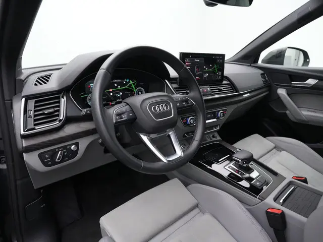 Audi Q5 Sportback 50 TFSI e 299 pk S-Line | Trekhaak | Luchtvering | Geheugenstoel | Head-up display...