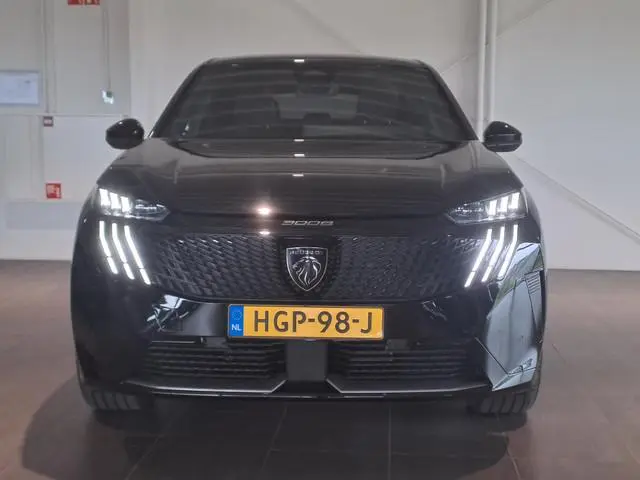 Peugeot e-3008 GT 73 kWh