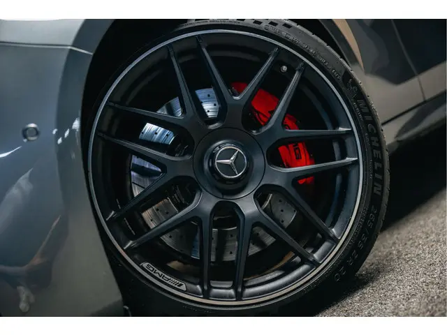 Mercedes-Benz E-Klasse E63s AMG 4MATIC Premium Plus | Burmester 3D | Carbon interieur en exterieur|...