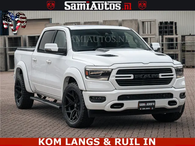 Dodge RAM V8 5.7 402PK | LARAMIE SPORT |  Krachtige Hemi | Panorama Dak | 12' Scherm | LPG | Comfort...