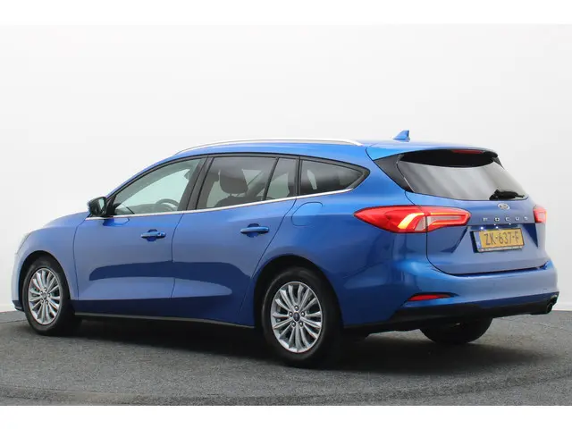 Ford Focus Wagon 1.0 EcoBoost Titanium Business