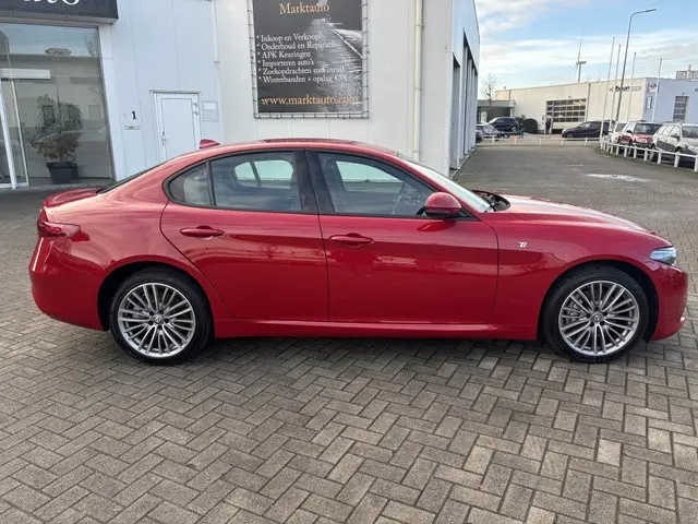 Alfa Romeo Giulia