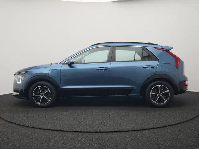 Kia Niro 1.6 GDi DynamicLine PHEV 182pk Dealer O.H. | Trekhaak | Adaptive Cruise | Camera | Sportsto...