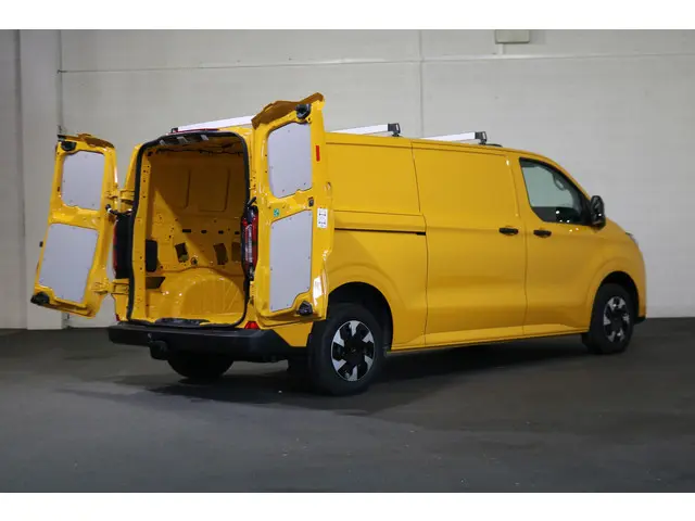 Ford E-Transit Custom