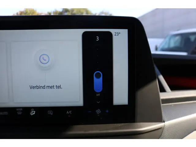 Ford E-Transit Custom