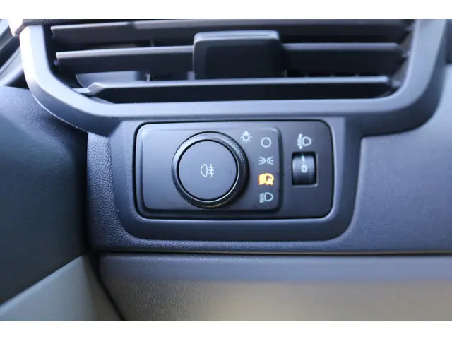 Ford E-Transit Custom