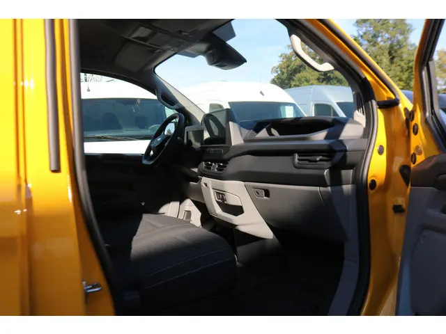 Ford E-Transit Custom