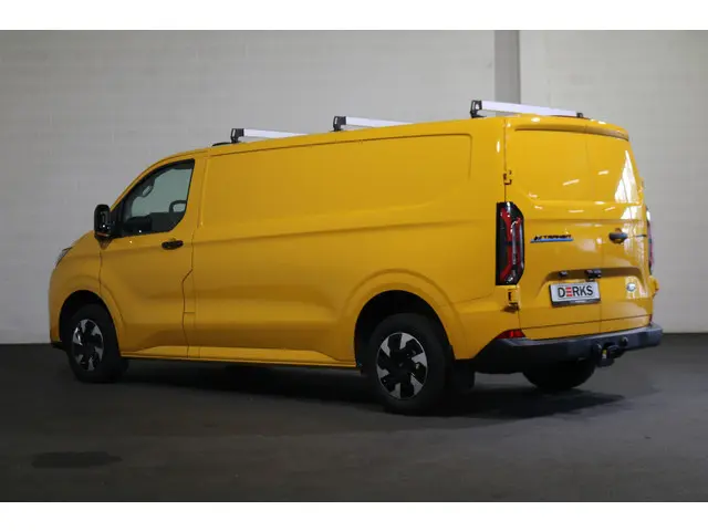 Ford E-Transit Custom
